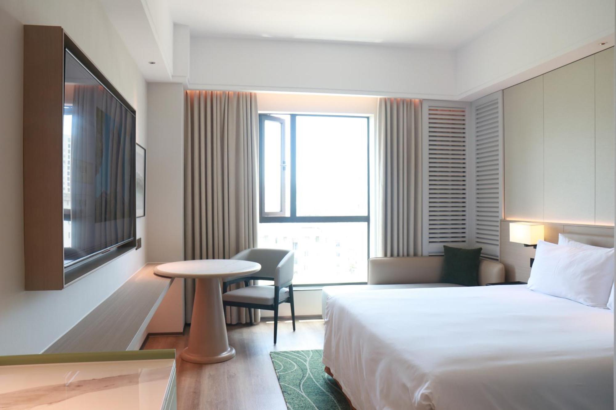 S&N Zhejiang Linhai International Hotel Екстер'єр фото