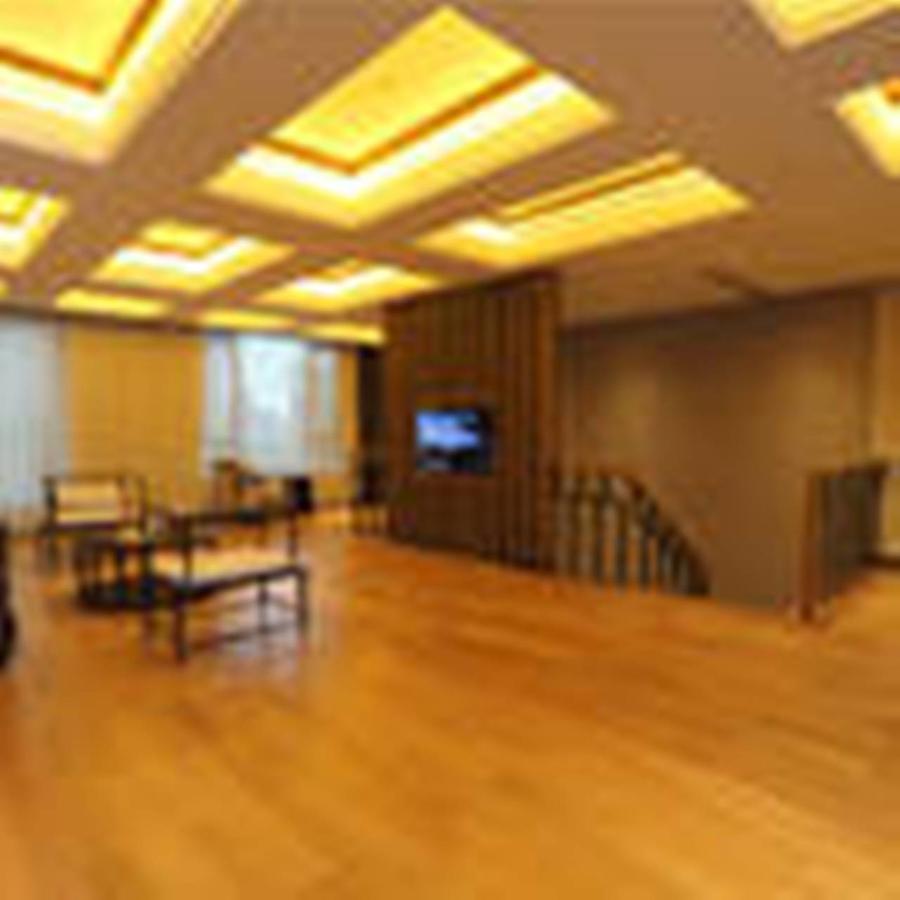 S&N Zhejiang Linhai International Hotel Екстер'єр фото